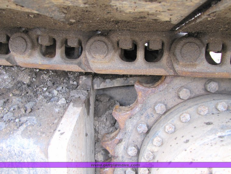 image for item 2152 2000 John Deere 330LC hydraulic excavator