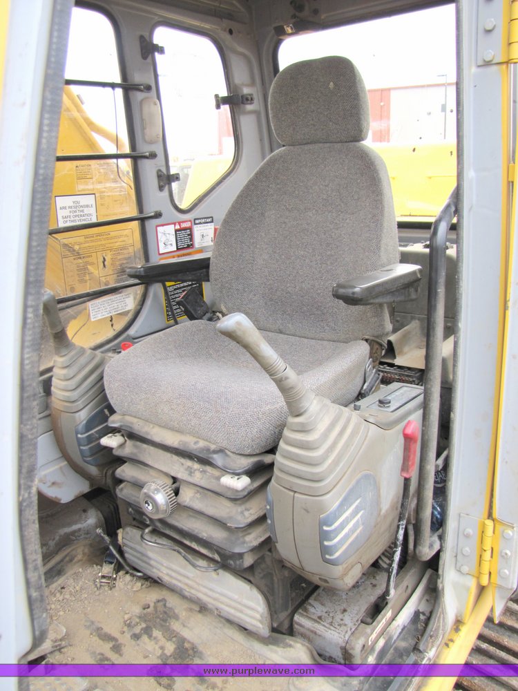 image for item 2152 2000 John Deere 330LC hydraulic excavator
