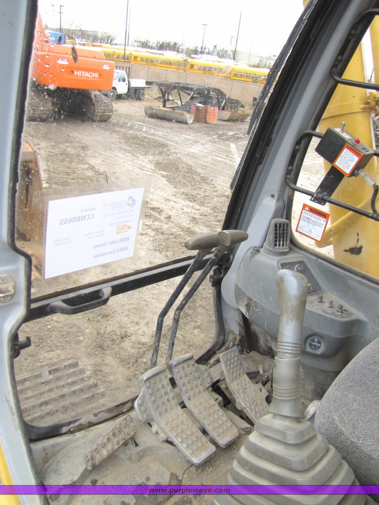 image for item 2152 2000 John Deere 330LC hydraulic excavator