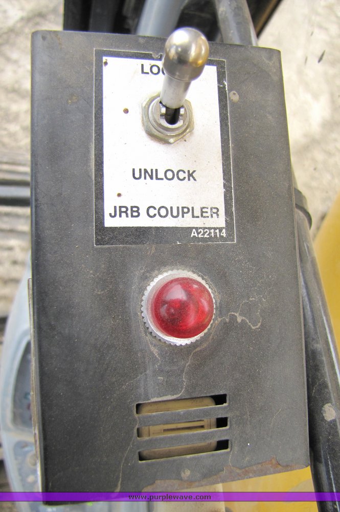 image for item 2152 2000 John Deere 330LC hydraulic excavator