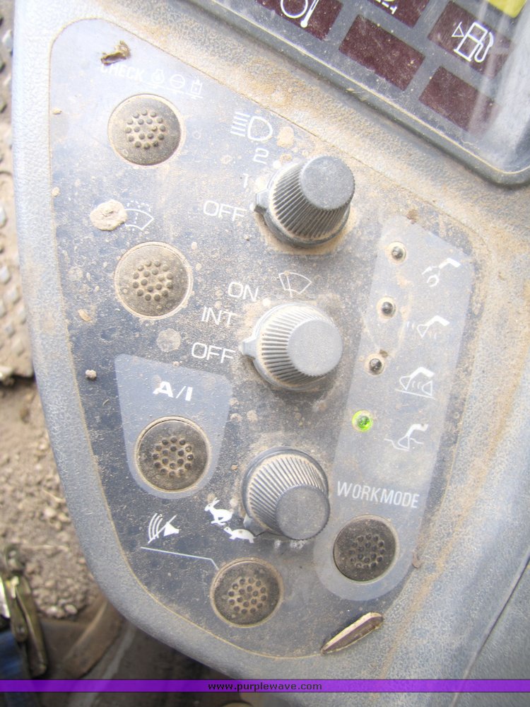 image for item 2152 2000 John Deere 330LC hydraulic excavator