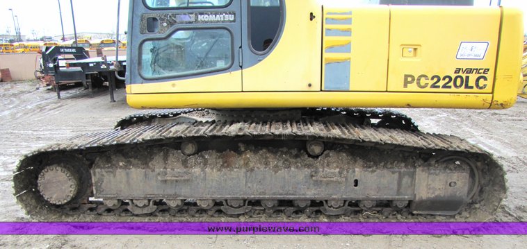 image for item 2153 1997 Komatsu PC-220LC-6 hydraulic excavator