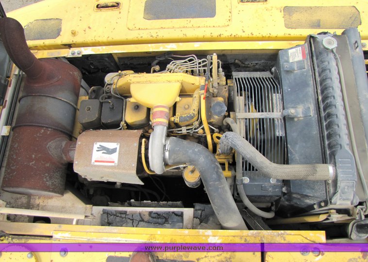 image for item 2153 1997 Komatsu PC-220LC-6 hydraulic excavator