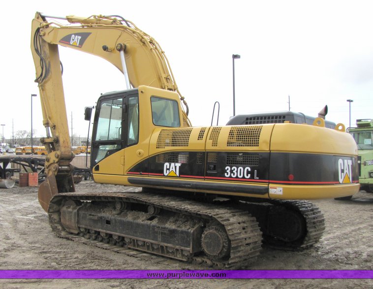 image for item 2154 2002 Caterpillar 330C hydraulic excavator