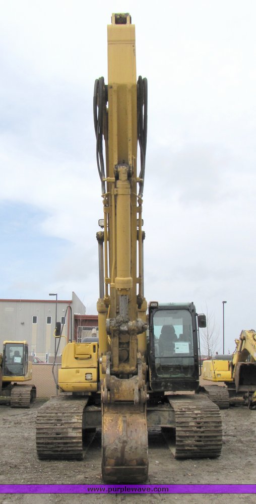 image for item 2154 2002 Caterpillar 330C hydraulic excavator