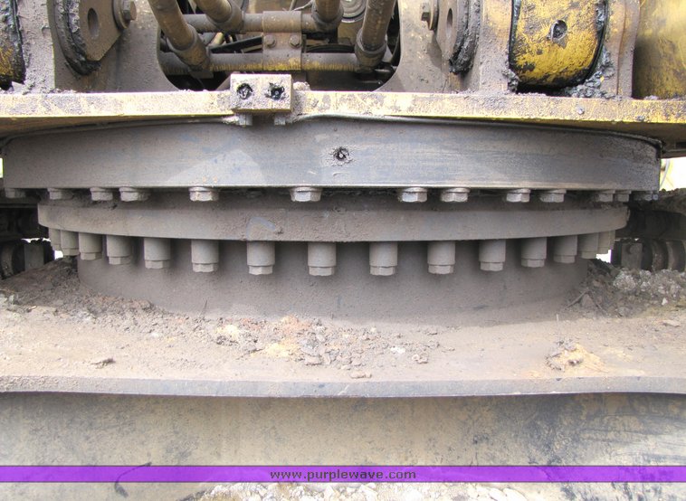 image for item 2154 2002 Caterpillar 330C hydraulic excavator