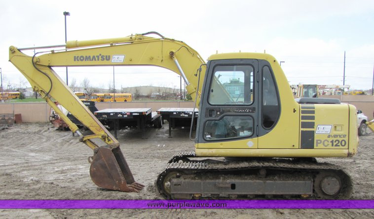 image for item 2155 1995 Komatsu PC120-6 hydraulic excavator