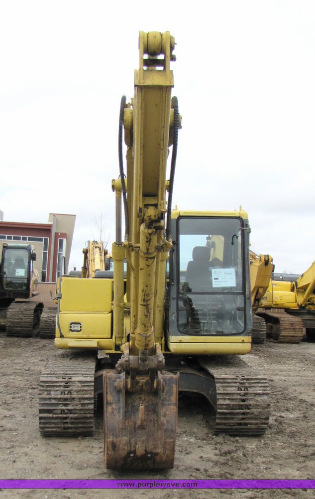 image for item 2155 1995 Komatsu PC120-6 hydraulic excavator