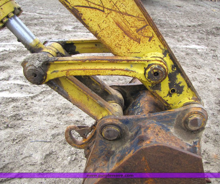 image for item 2155 1995 Komatsu PC120-6 hydraulic excavator