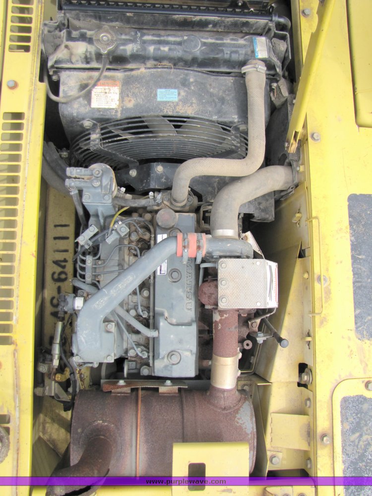 image for item 2155 1995 Komatsu PC120-6 hydraulic excavator