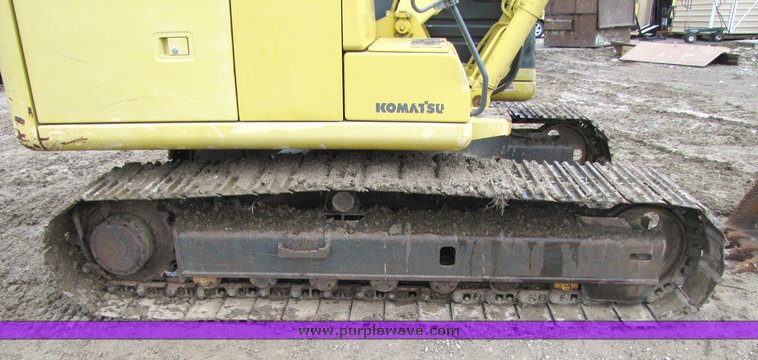 image for item 2155 1995 Komatsu PC120-6 hydraulic excavator