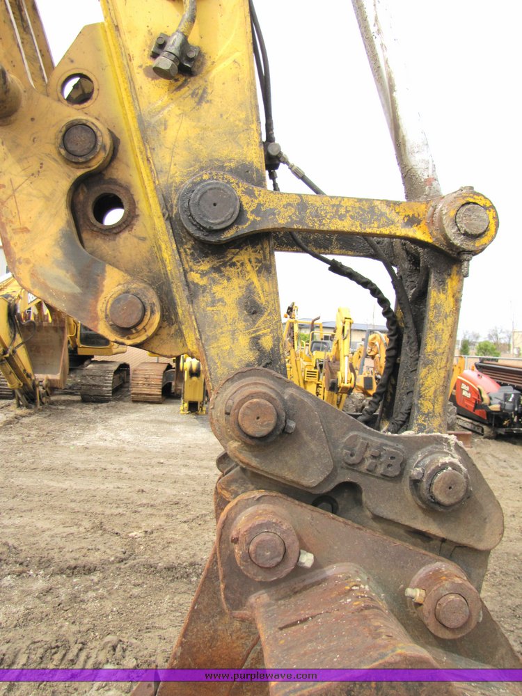 image for item 2157 1998 Komatsu PC220LC-6 hydraulic excavator