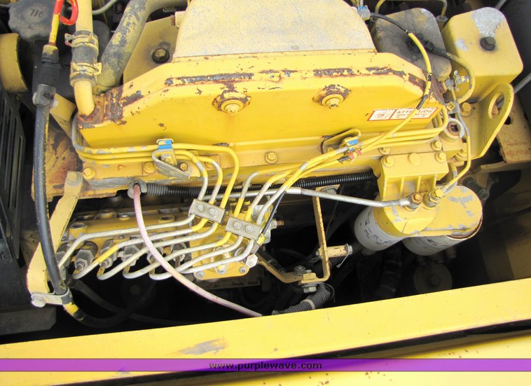 image for item 2157 1998 Komatsu PC220LC-6 hydraulic excavator