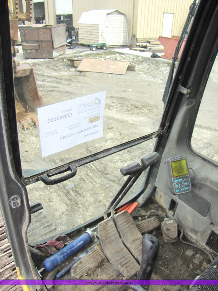 image for item 2157 1998 Komatsu PC220LC-6 hydraulic excavator