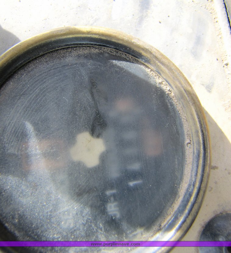 image for item 2160 1997 Caterpillar 963B track loader