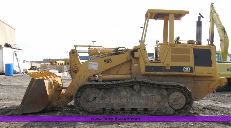 image for item 2161 1994 Caterpillar 963 track loader