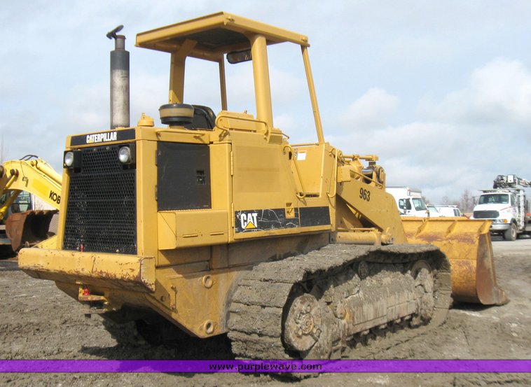 image for item 2161 1994 Caterpillar 963 track loader
