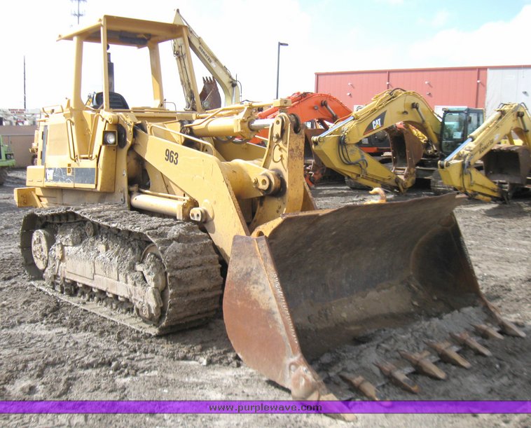 image for item 2161 1994 Caterpillar 963 track loader