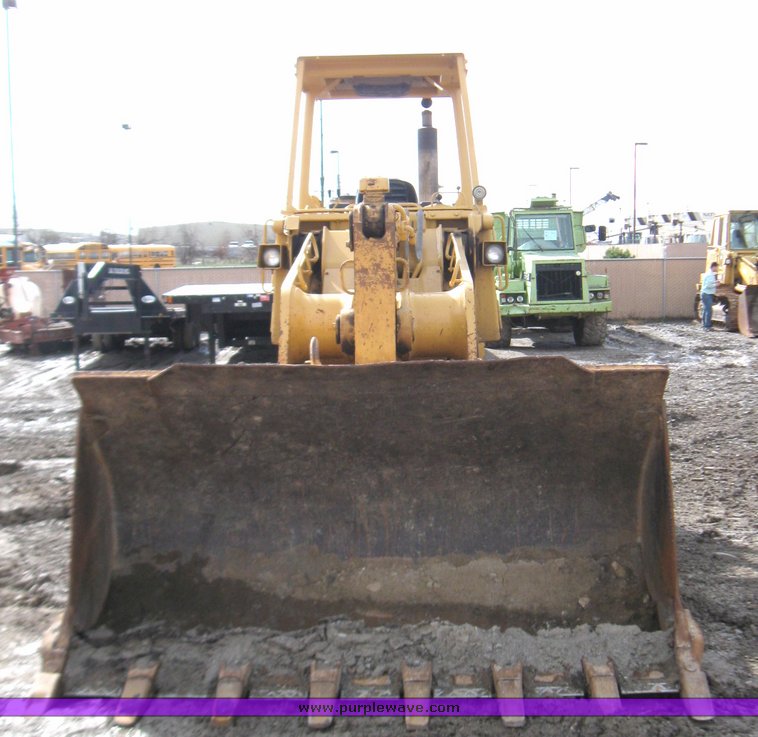 image for item 2161 1994 Caterpillar 963 track loader