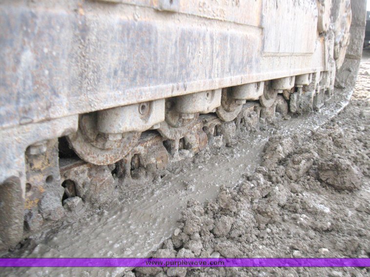 image for item 2161 1994 Caterpillar 963 track loader