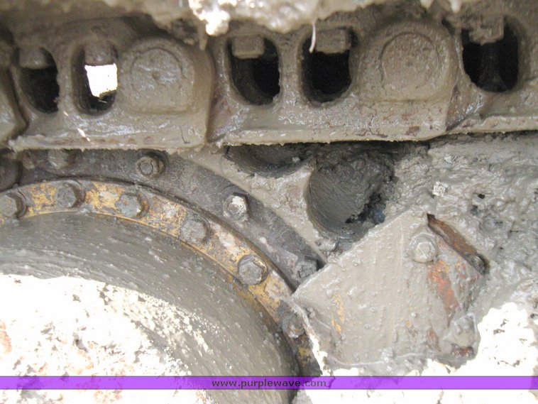 image for item 2161 1994 Caterpillar 963 track loader