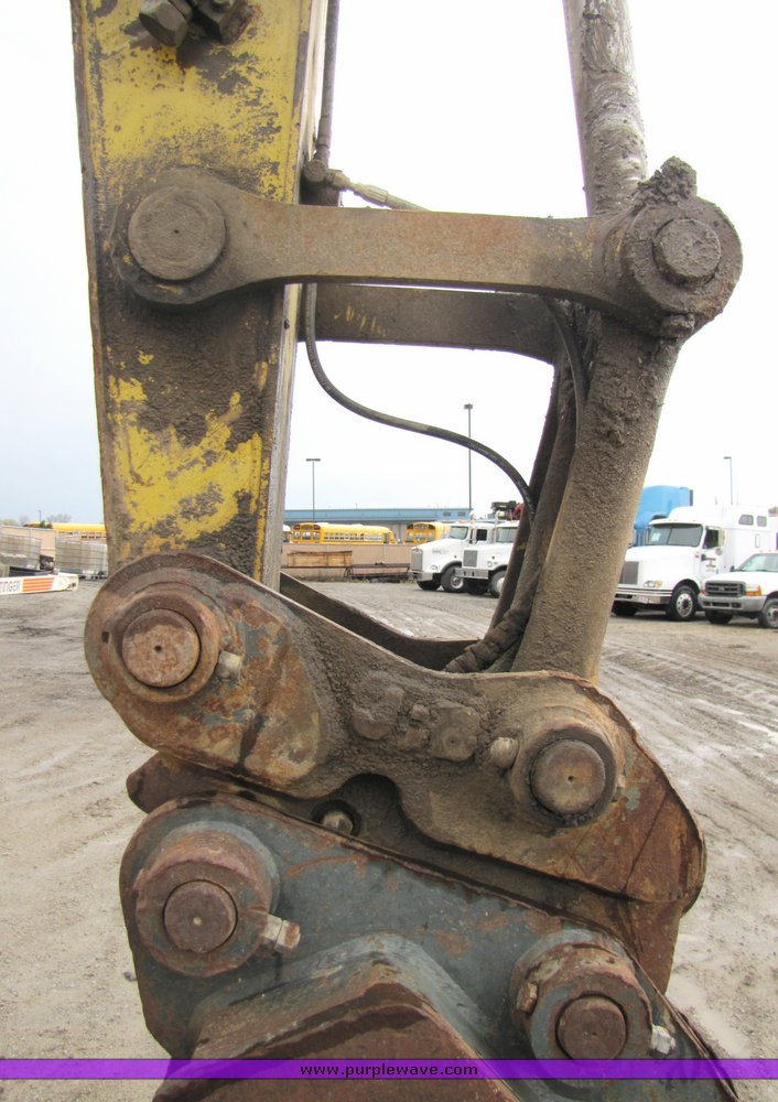 image for item 2163 1994 Komatsu PC250LC-6 hydraulic excavator