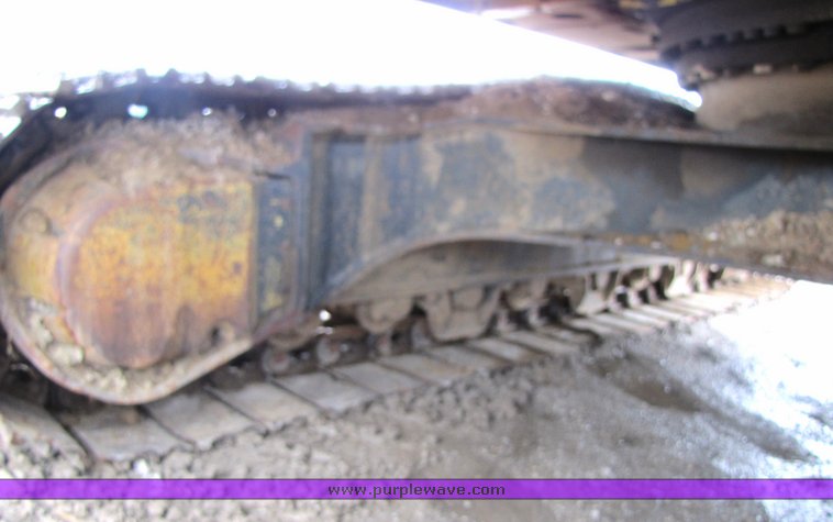 image for item 2163 1994 Komatsu PC250LC-6 hydraulic excavator