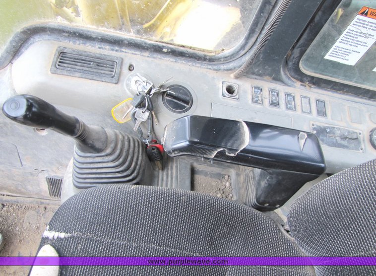 image for item 2163 1994 Komatsu PC250LC-6 hydraulic excavator