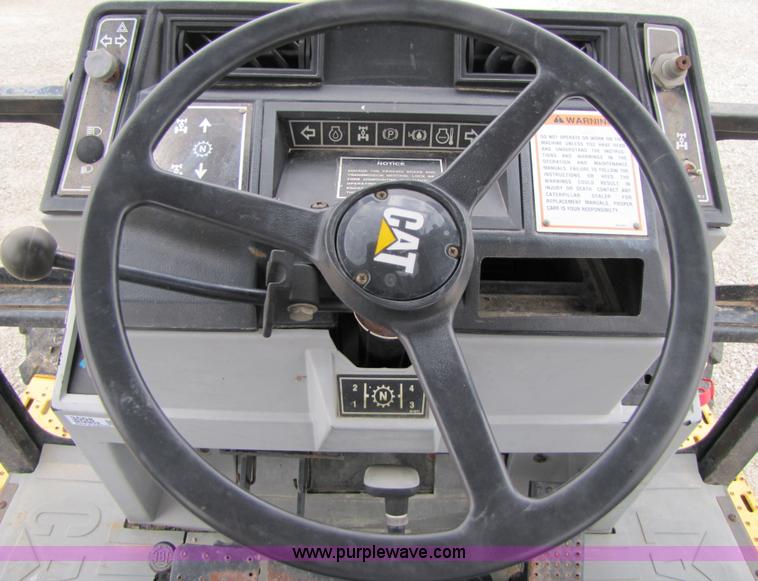 image for item 3008 1996 Caterpillar 416B backhoe loader