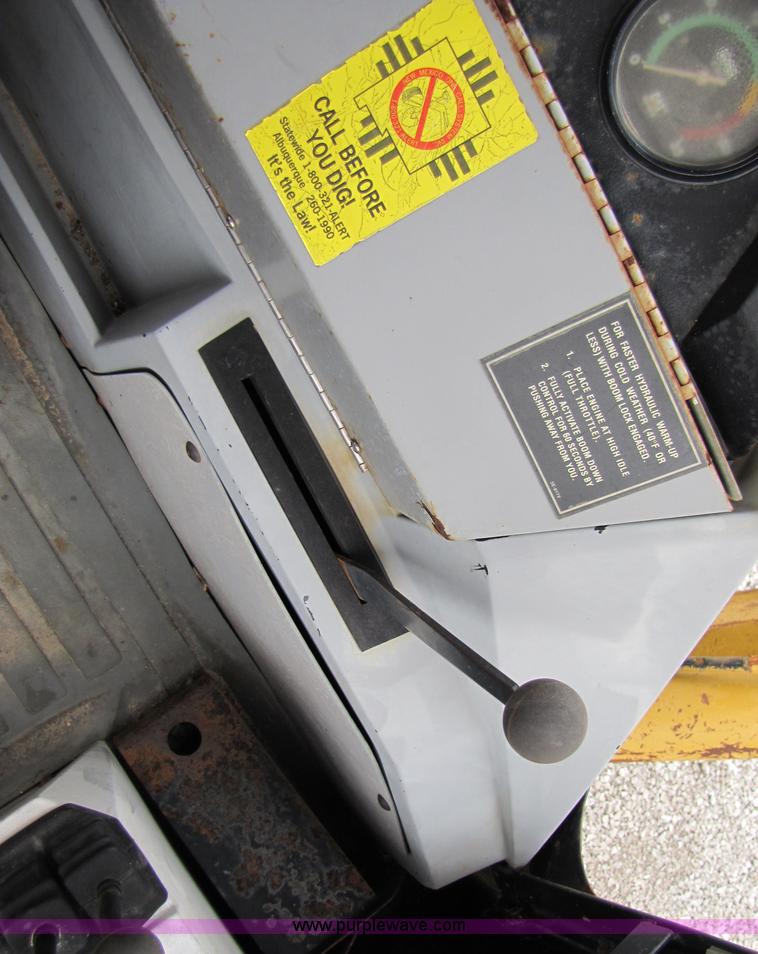 image for item 3008 1996 Caterpillar 416B backhoe loader