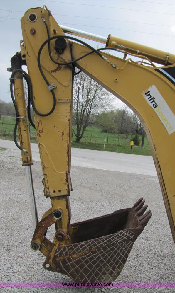 image for item 3008 1996 Caterpillar 416B backhoe loader