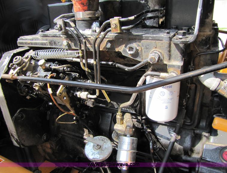 image for item 3010 1997 Case 580 Super L backhoe loader