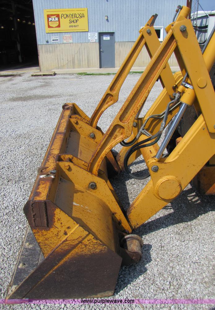 image for item 3010 1997 Case 580 Super L backhoe loader