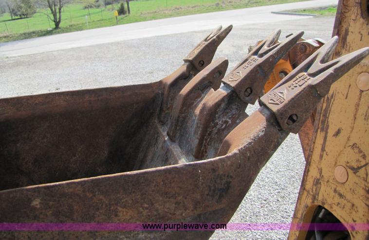 image for item 3010 1997 Case 580 Super L backhoe loader