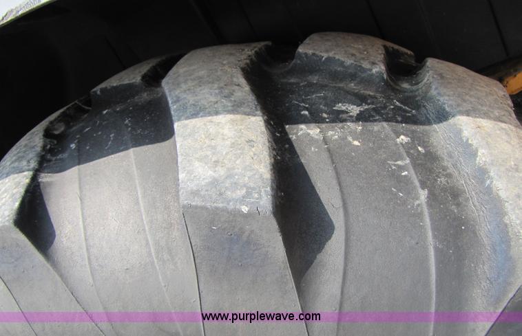 image for item 3010 1997 Case 580 Super L backhoe loader