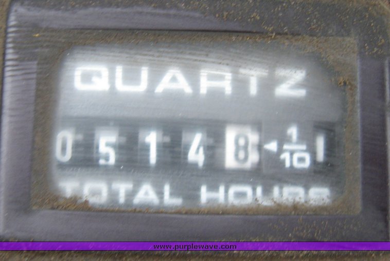 image for item 3032 Wacker R100B vibratory compactor roller