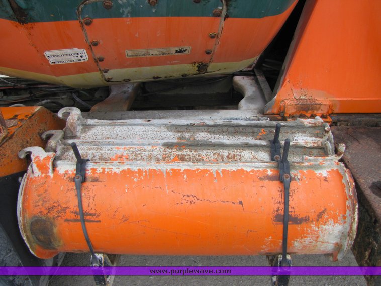 image for item 3035 1980 Ford 9000 tandem axle concrete truck