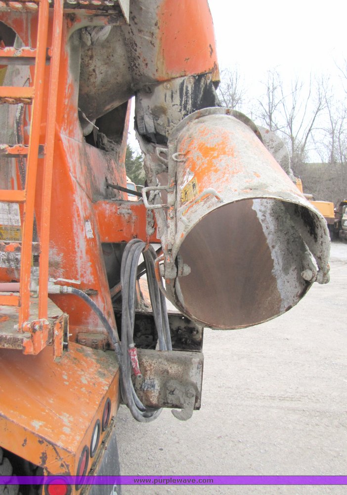 image for item 3035 1980 Ford 9000 tandem axle concrete truck