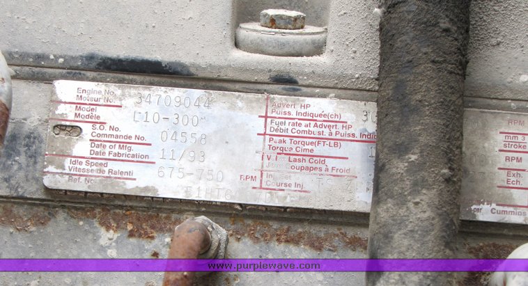 image for item 3036 1994 Ford L9000 tandem axle concrete truck