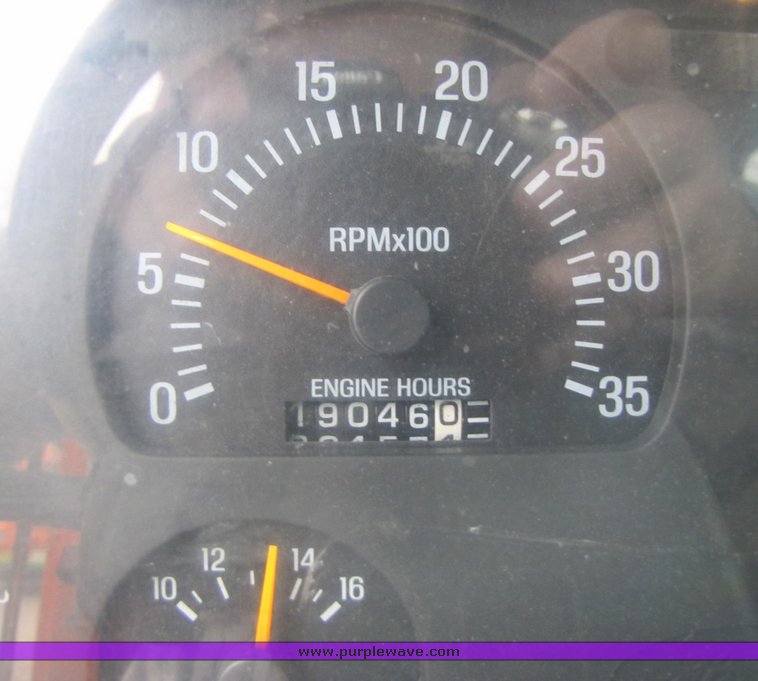 image for item 3038 1996 Ford Louisville tandem axle concrete truck