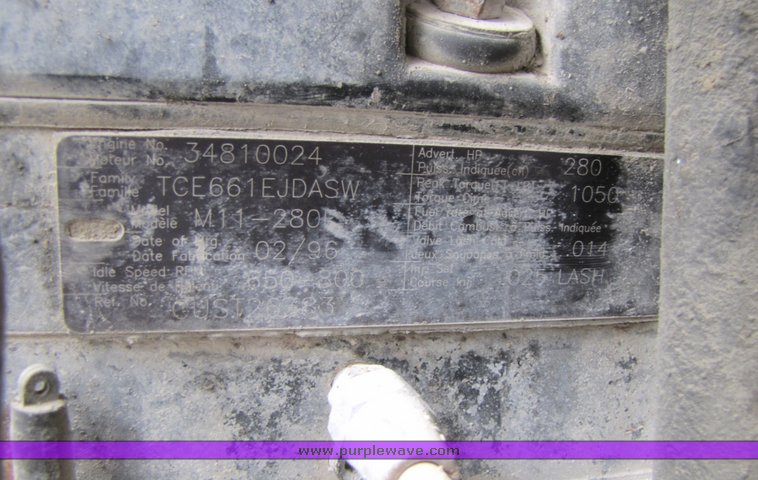 image for item 3038 1996 Ford Louisville tandem axle concrete truck