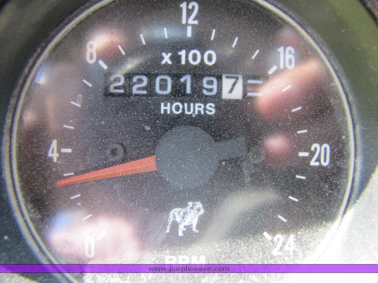 image for item 3044 1993 Mack 600 RD 600 cement mixer truck