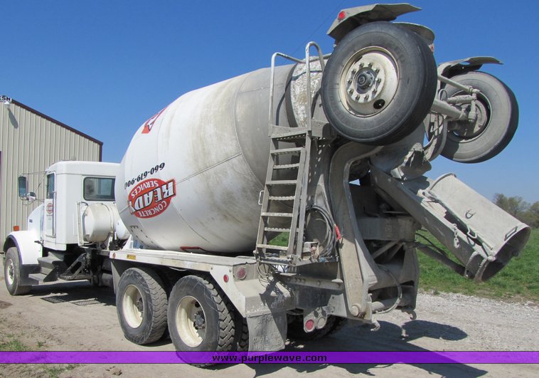image for item 3045 1992 Kenworth Construct W900 cement mixer truck