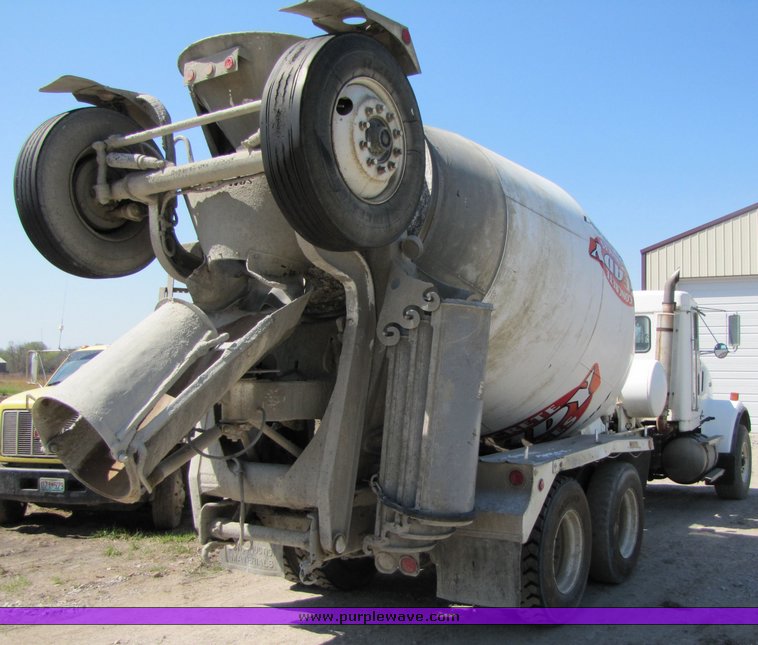 image for item 3045 1992 Kenworth Construct W900 cement mixer truck