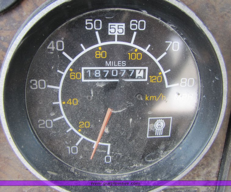 image for item 3045 1992 Kenworth Construct W900 cement mixer truck