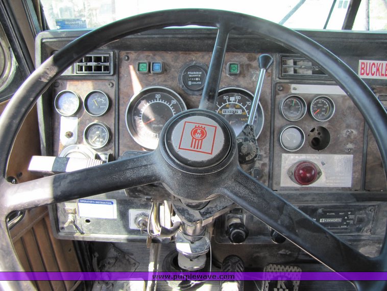 image for item 3045 1992 Kenworth Construct W900 cement mixer truck