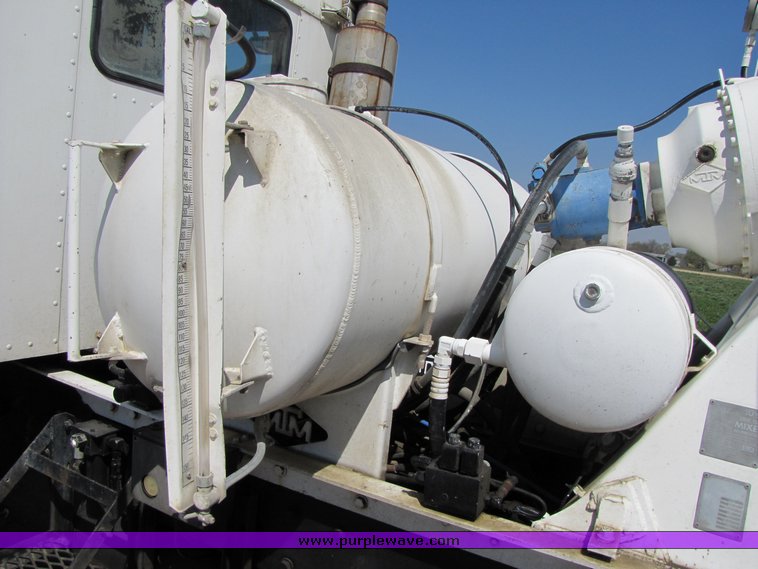 image for item 3045 1992 Kenworth Construct W900 cement mixer truck