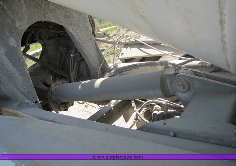 image for item 3045 1992 Kenworth Construct W900 cement mixer truck