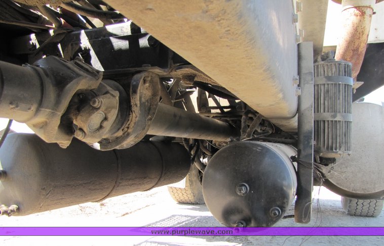 image for item 3045 1992 Kenworth Construct W900 cement mixer truck