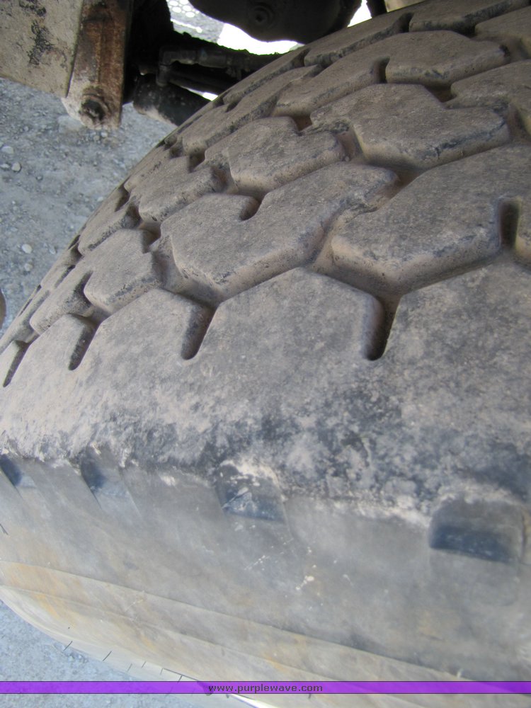 image for item 3045 1992 Kenworth Construct W900 cement mixer truck